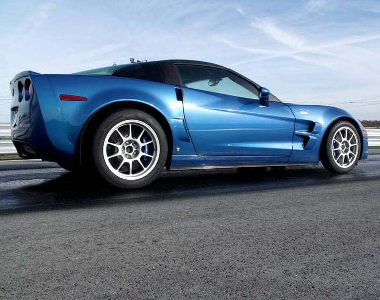 The Lingenfelter 2009 ZR1 Corvette just made its first 9 second run today