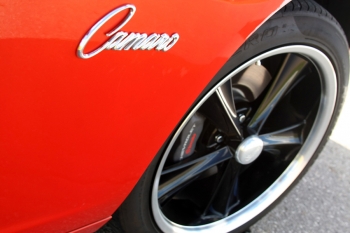 Camaro SS 69 Retro Mirror Polished Stainless Front Fender Emblems - lingenfelter.com