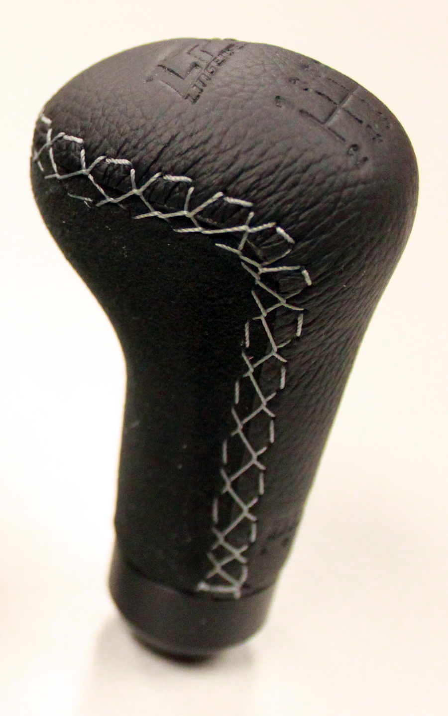 Lingenfelter Logo MT Leather Shift Knob w/ Silver Stitching by MOMO - lingenfelter.com
