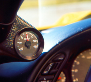 Lingenfelter C5 Corvette Pillar Mount Boost Gauge Kit 1997-2004 - lingenfelter.com