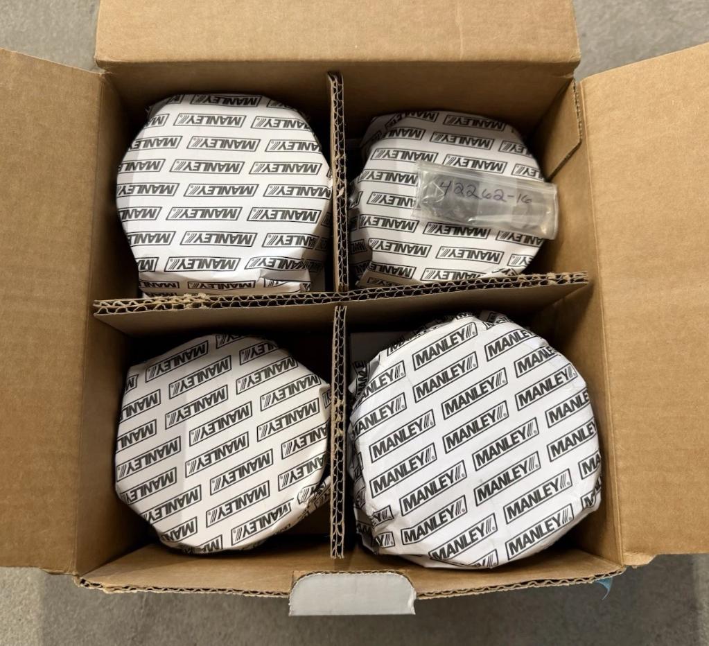 Manley Performance Platinum Series 2CC Dome 4.070” Bored: Lingenfelter ...